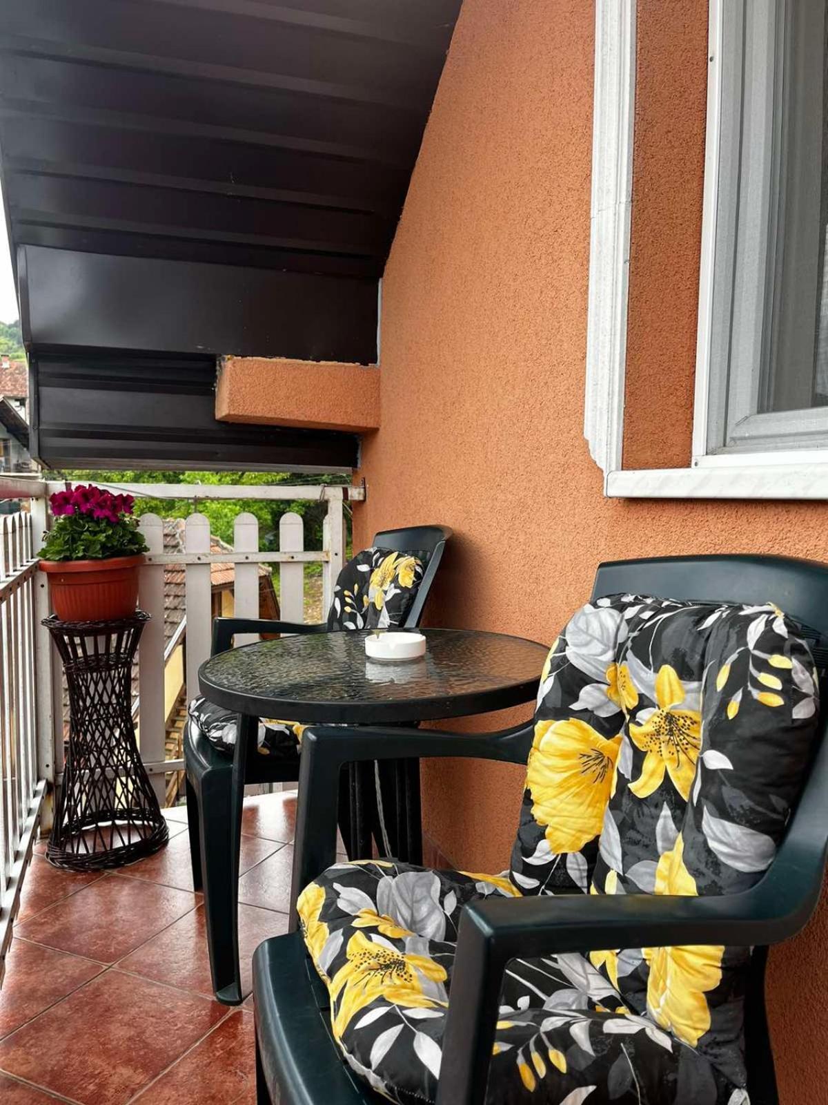 Apartmani Nikolic Višegrad Zimmer foto